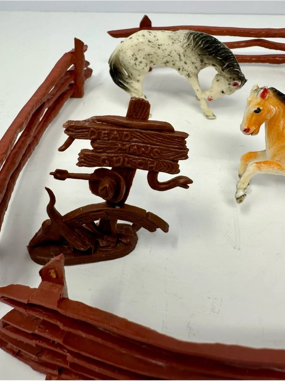 Vintage Cake Topper Horses, Cactus, Sign & Corral Set Figures A0